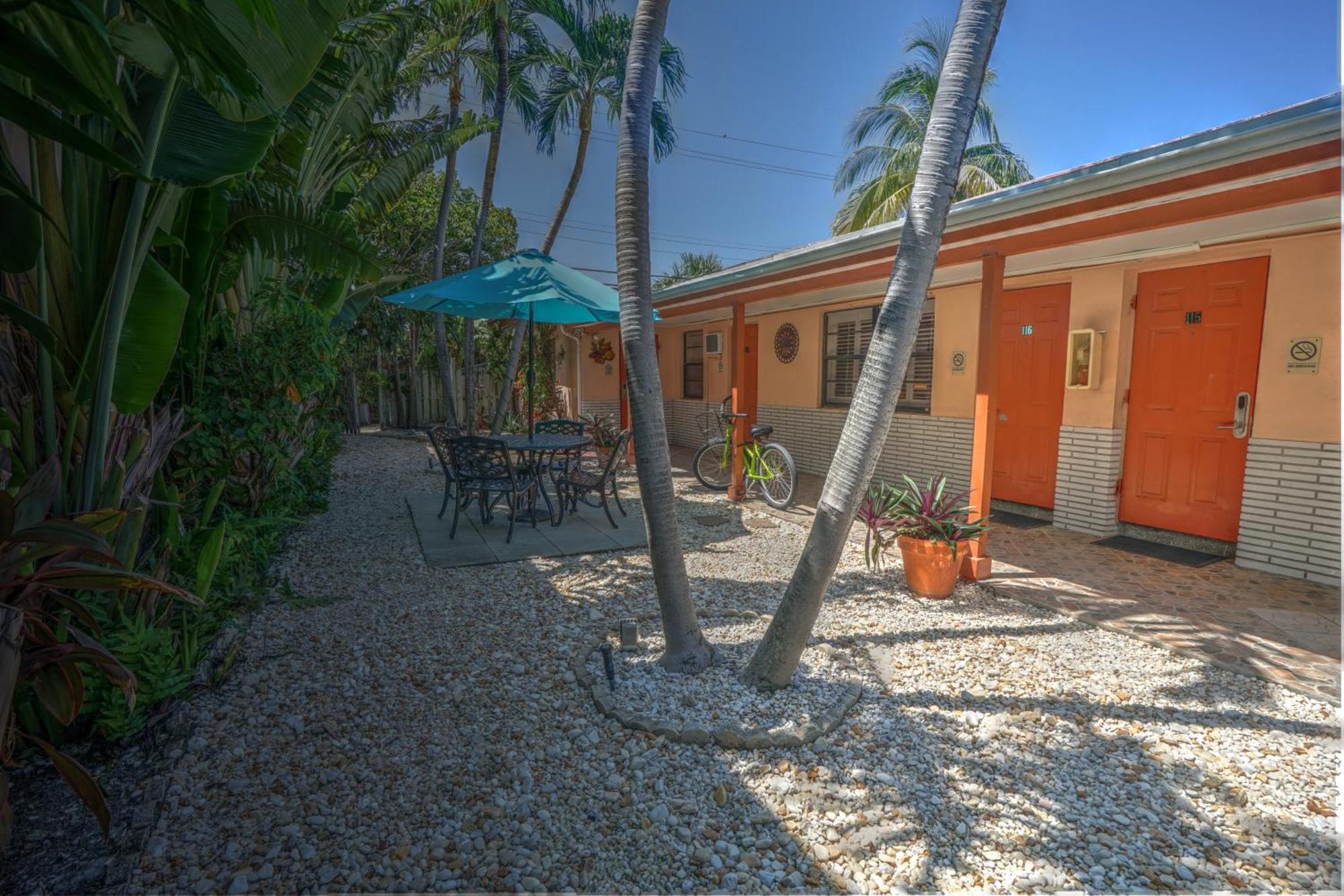 Sea Garden By The Sea Hotel Lauderdale-by-the-Sea Exterior foto