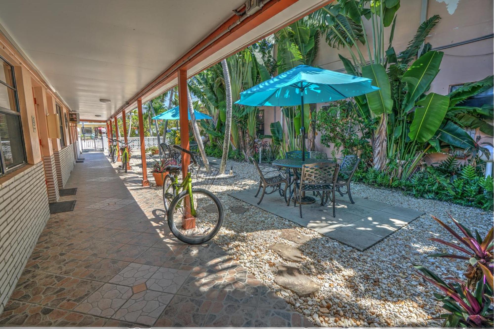 Sea Garden By The Sea Hotel Lauderdale-by-the-Sea Exterior foto